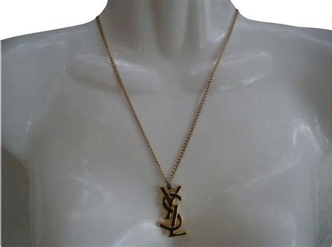 collier yves saint laurent femme logo|BIJOUX .